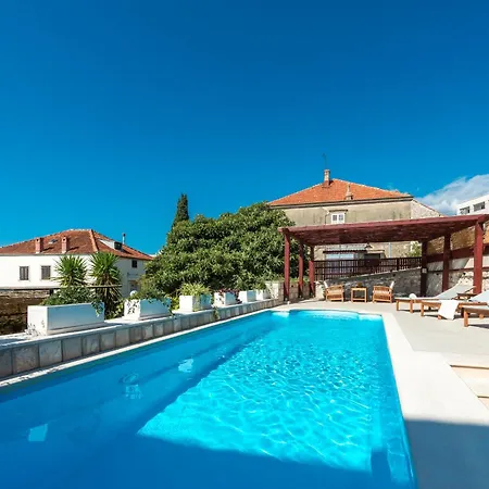 Appartement Miljas *